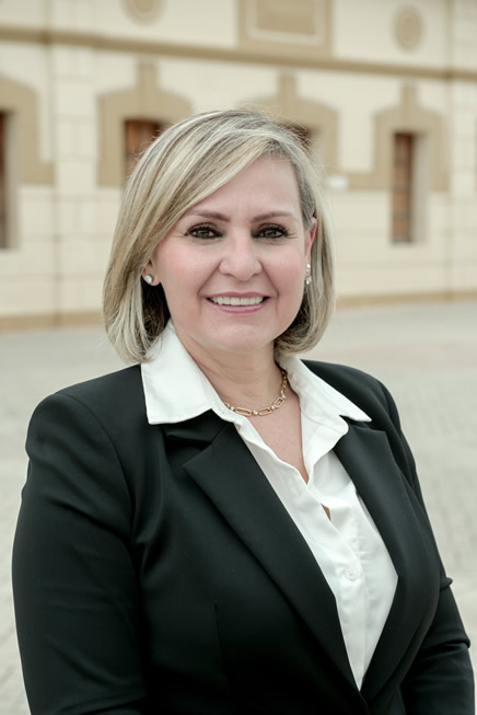 LIC. MARCELA GARZA MEZA