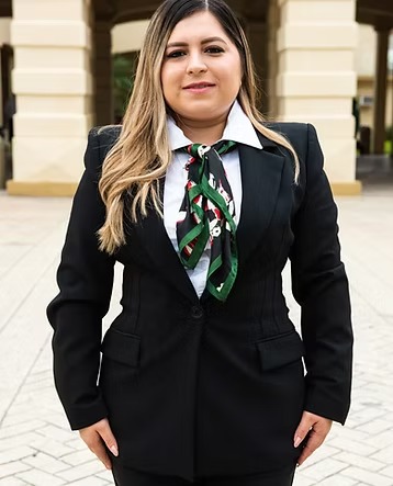 C. MELISA LUCERO ALCOCER VASQUEZ