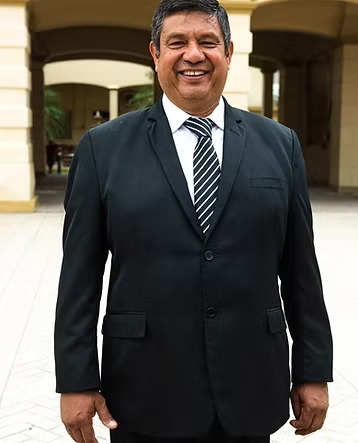 C. RICARDO REYES FLORES